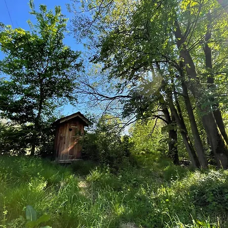 Wolfsden Vlci Doupe - Karavan V Prirode * Laznicky