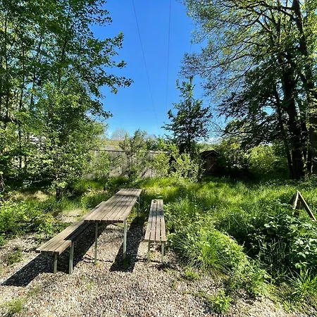 Wolfsden Vlci Doupe - Karavan V Prirode 营地 Laznicky