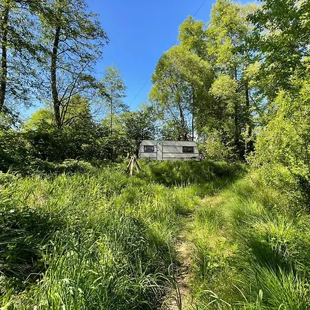 营地 Wolfsden Vlci Doupe - Karavan V Prirode *