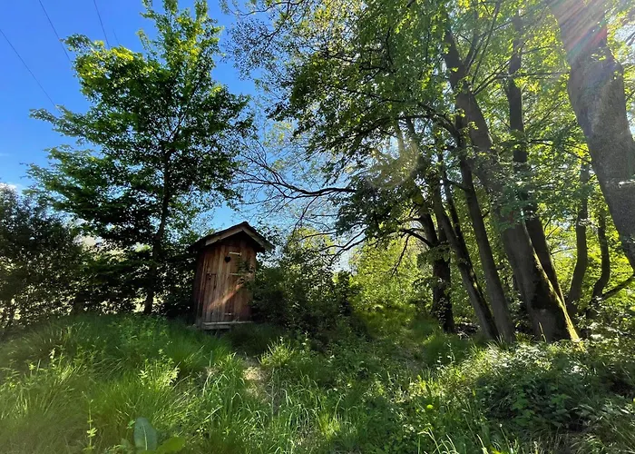 Wolfsden Vlci Doupe - Karavan V Prirode * Laznicky