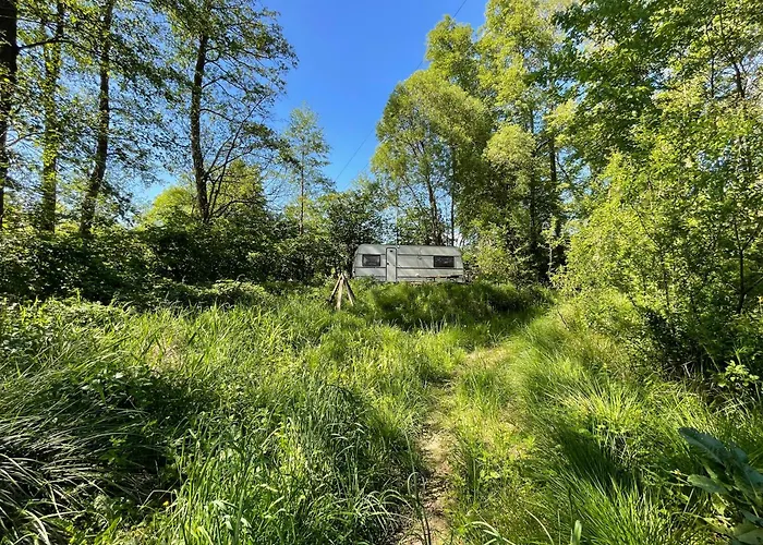 Camping Wolfsden Vlci Doupe - Karavan V Prirode *